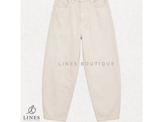 Barrel leg jeans
