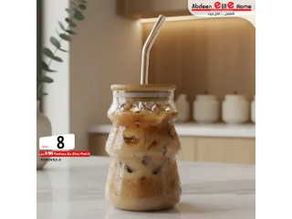 كاسات زجاج بغطاء بامبو ومصاصة زجاج