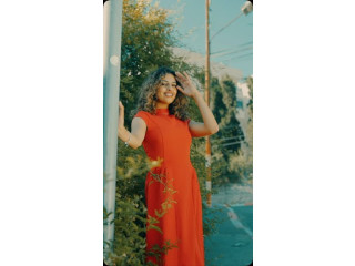 Lady in red