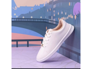 بدك 🥰🥰🇧🇷 May be an image of shoes