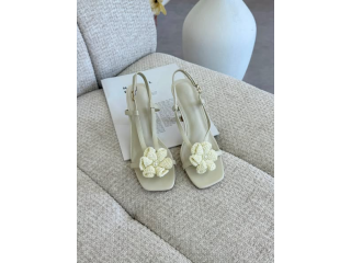 Stylish Slingback Heels with Flower Detail