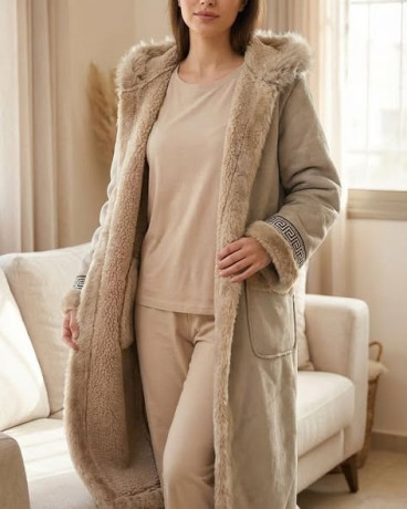 sable-coat-goosedown-coat-and-sleepwear-big-2