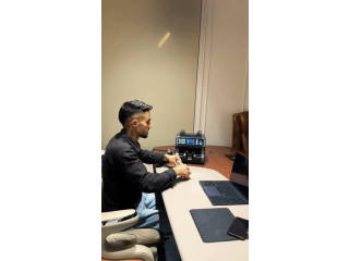 ماكينة عدّ النقود الأوتوماتيكية
