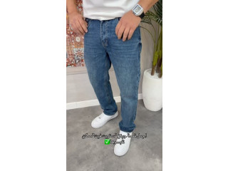 Straight jeans for the new season