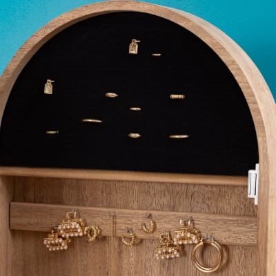 mra-maa-khzanh-akssoarat-big-4