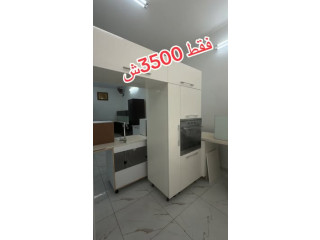 مطبخ خشب سندوش مع شايش كيسار وحوض امريكي وغاز وفرن بسعر العرض