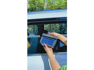 جهاز تفريغ الهواء وسحب الروائح الكريهة من السيارة بالطاقة الشمسية