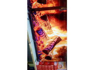 شاشة 70 بوصة