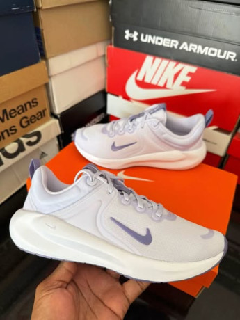 gold-star-shoes-big-4