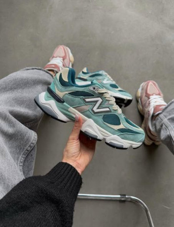 gold-star-shoes-big-4