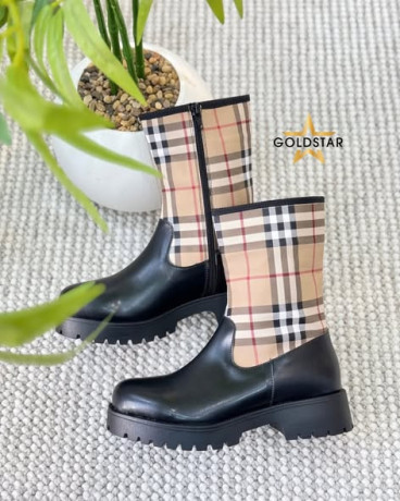 gold-star-shoes-big-0