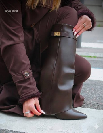 gold-star-shoes-big-1