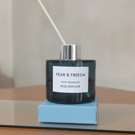 pear-pearfreesia-freesia-home-fragrance-reed-diffuser-big-0