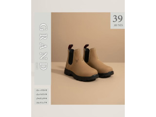 بساطير أطفال عملية للحركة اليومية