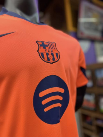 tyshrt-brshlon-althalth-bnskh-algmhor-mosm-2026-big-3