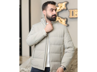 سترة قصيرة بتصميم أنيق