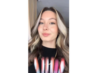 Lightweight Lip Powder