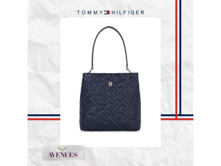 تشكيلة حقائب مميزة من Tommy Hilfiger