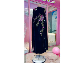 تصميم من كولكشن فيروزة