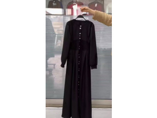 فستان "الليدي" بشياكة لا تضاهى