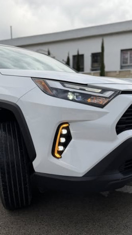 toyota-rav4-trkhys-2023-big-4