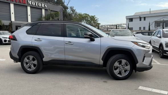 toyota-rav4-trkhys-2023-big-4