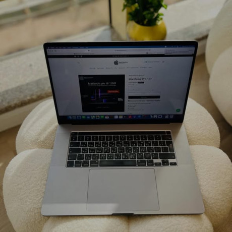 macbook-pro-16-inch-big-2