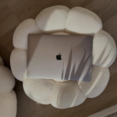 macbook-pro-16-inch-big-3