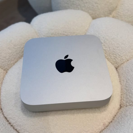 mac-mini-m2-pro-big-2