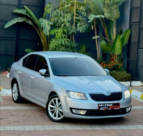 2015-oskoda-octavia-aotomatyk-big-0