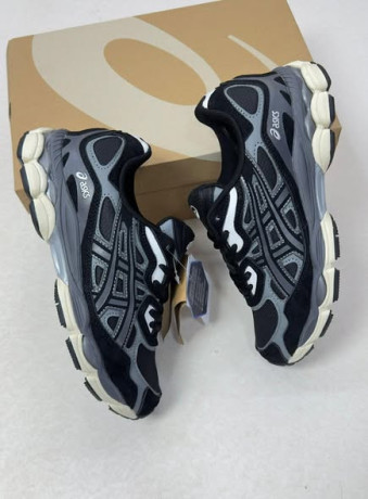 gold-star-shoes-big-4