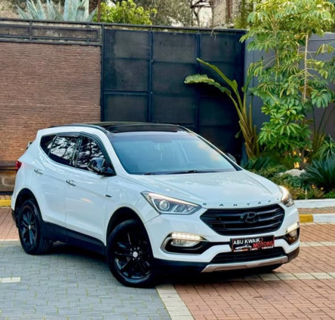 hyundai-santafe-2017-big-0