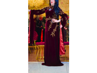 فستان شك خرز يدوي باللون البرغندي