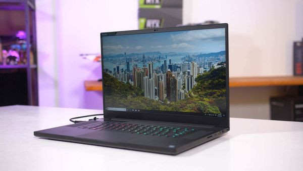 razer-blade-15-touch-4k-big-1