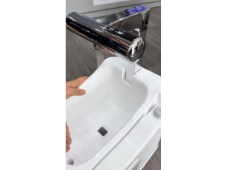 جهاز فاخر لغسيل ومساج القدمين