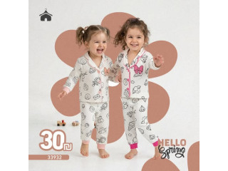 خلي أميرتك تختار بجامتها