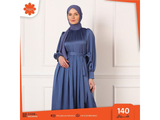 بالفعلِ لا بالقولِ تعرفُ وُدّهموالفعلُ يكشفُ مُضمرَ الأعماقِ