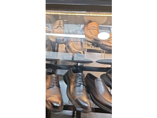 Classy Man Shoes and Natural Leather