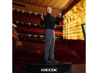 حذاء من Geox Spherica بتقنية Fast In