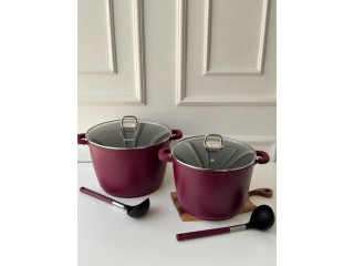 طناجر مع مغارف