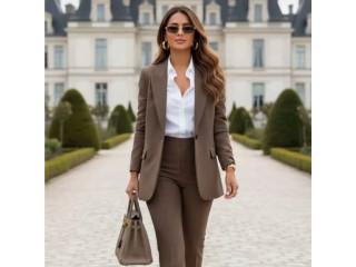 طقم رسمي + شنطة يد