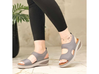 اكسبي راحة جسمك من راحة قدمك و خلي اختيارك من الموديلات الجديدة 2024 انتاج TOPFLEX😍 المتخصصة بالبابوج الطبي