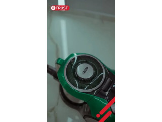 مكنسة ترست مع تحكم في الإيد