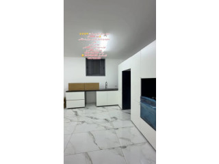 مطبخ مع شايش كيسار حوض اسناتلس كبير