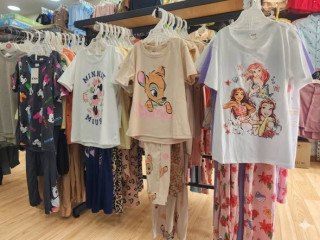 بجامات البناتي والولادي