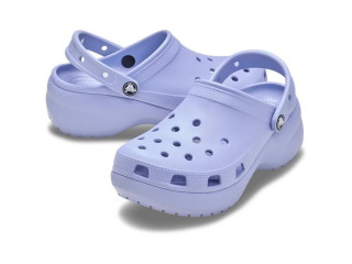 تشكيله جديده من ماركه crocs نسائية