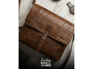 حقيبة من Bugatti من الجلد