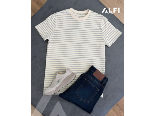 مريحة وعصرية بلوزة مع جينز