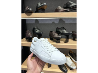 قسم احذية كامل بانتظاركم 🌙