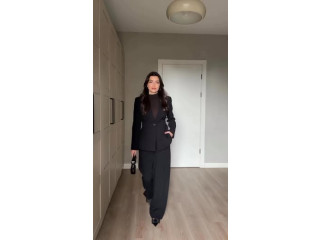 الطقم الرسمي